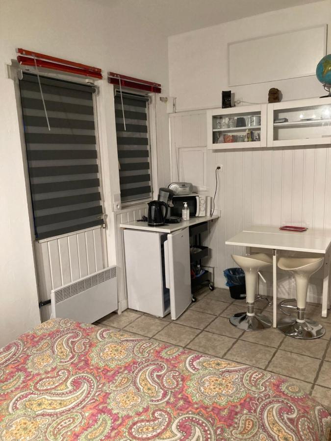 La Coccinelle Bed and Breakfast Νιμ Εξωτερικό φωτογραφία