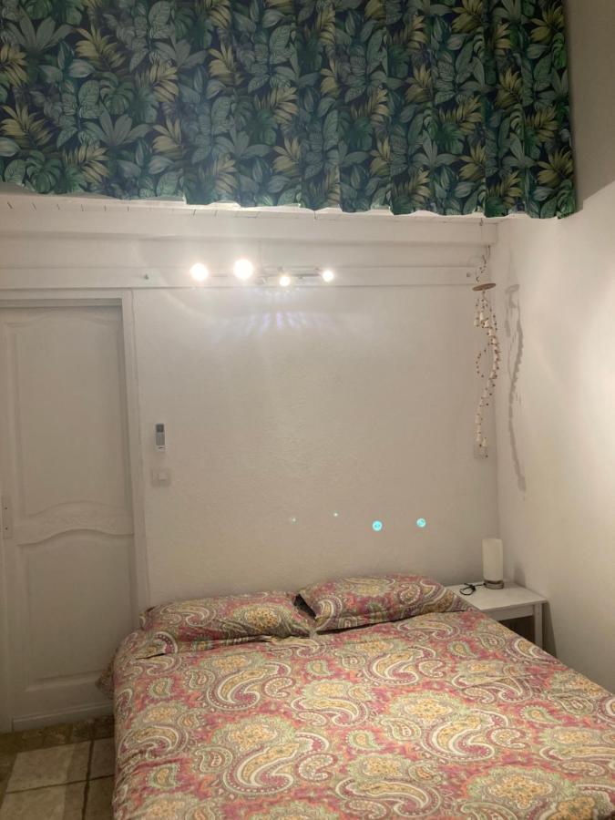 La Coccinelle Bed and Breakfast Νιμ Εξωτερικό φωτογραφία