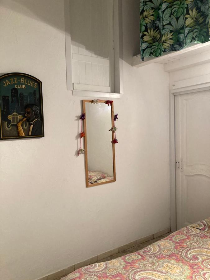 La Coccinelle Bed and Breakfast Νιμ Εξωτερικό φωτογραφία