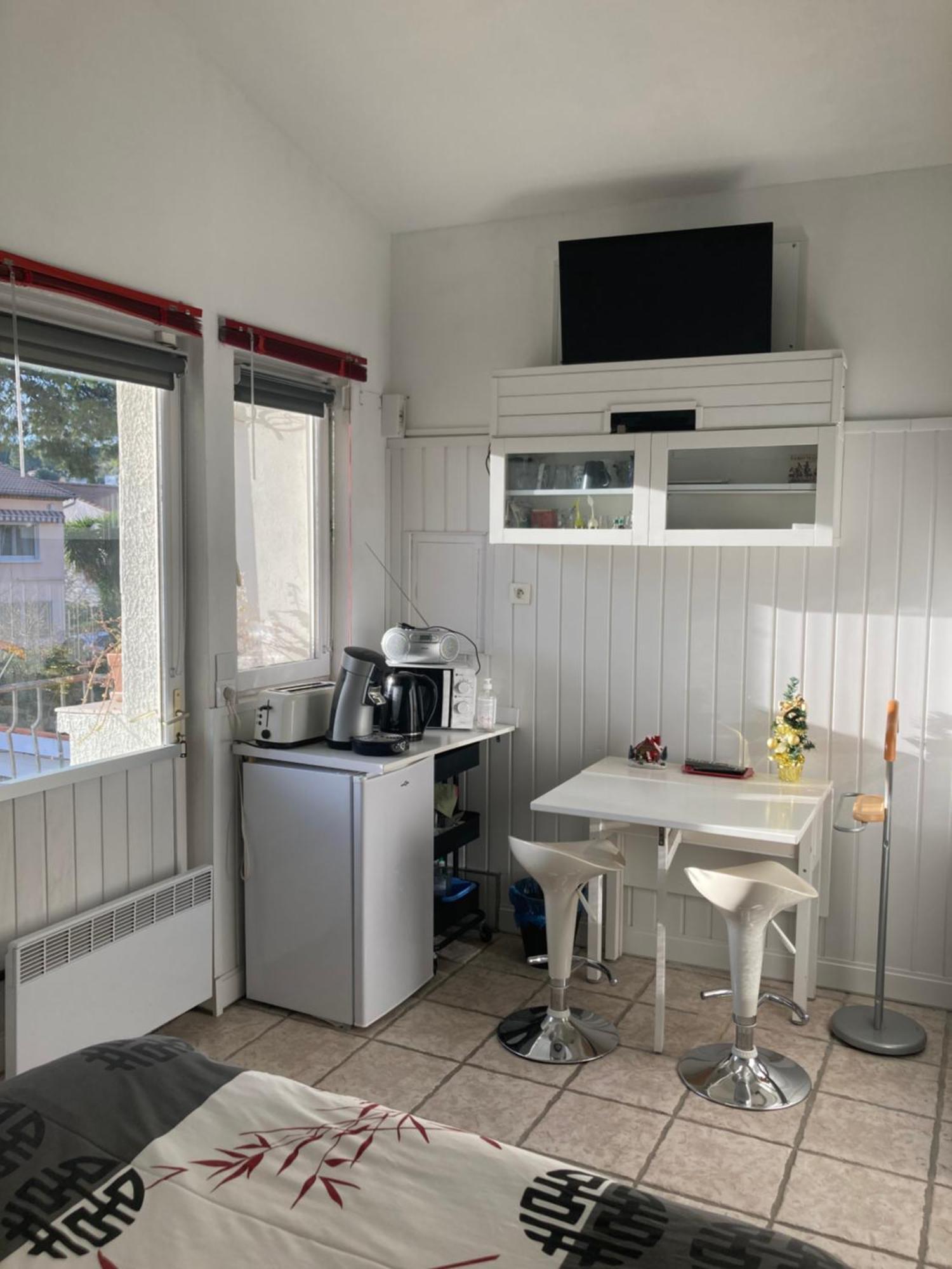 La Coccinelle Bed and Breakfast Νιμ Εξωτερικό φωτογραφία